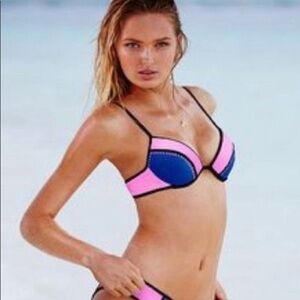 Victoria’s Secret Neoprene Molded Push Up Cup Adjustable Bikini Swimsuit Top
